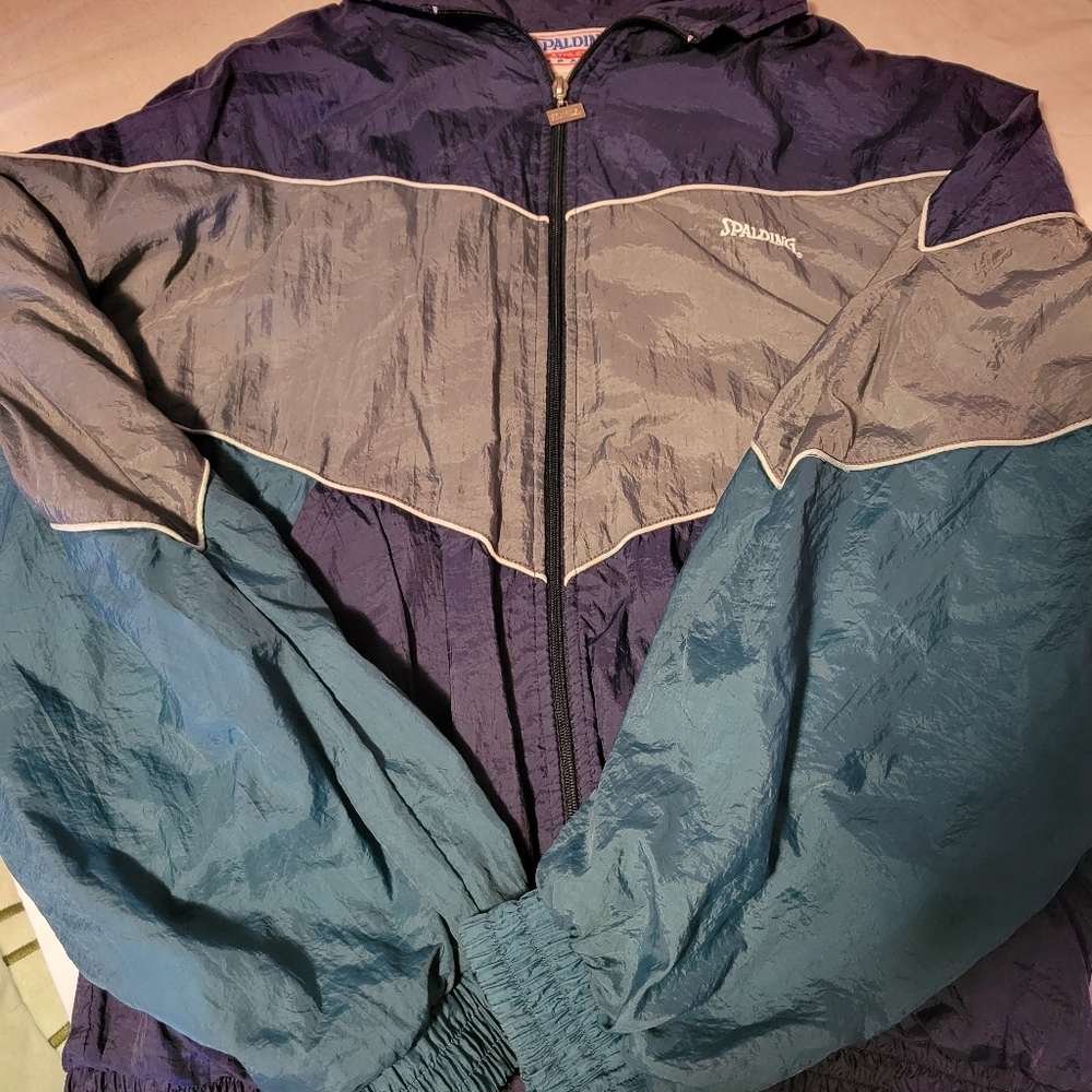 spalding windbreaker